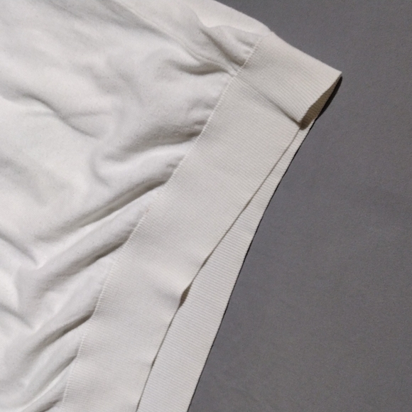 Ralph Lauren Purple Label cream 3 button long sleeve pullover - Picture 6 of 9